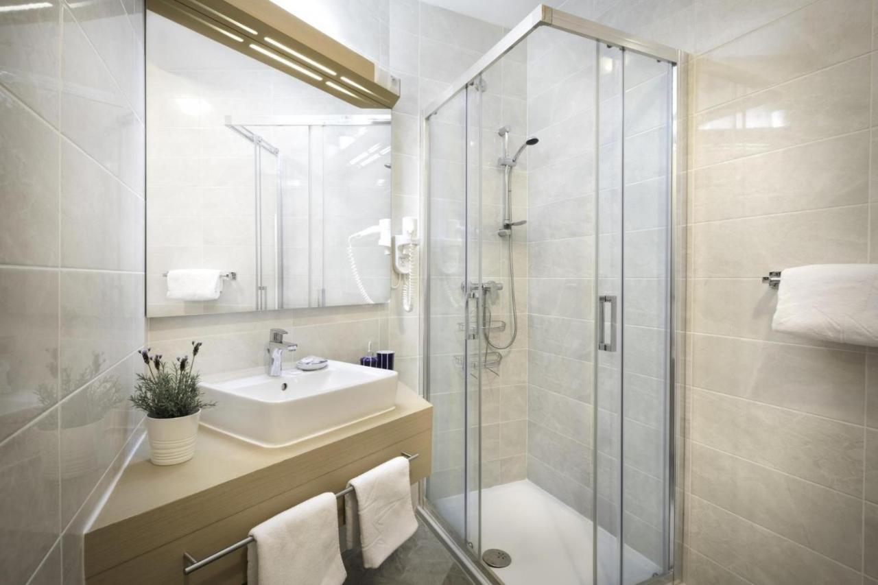 Apartment Aci Marina Cres Εξωτερικό φωτογραφία