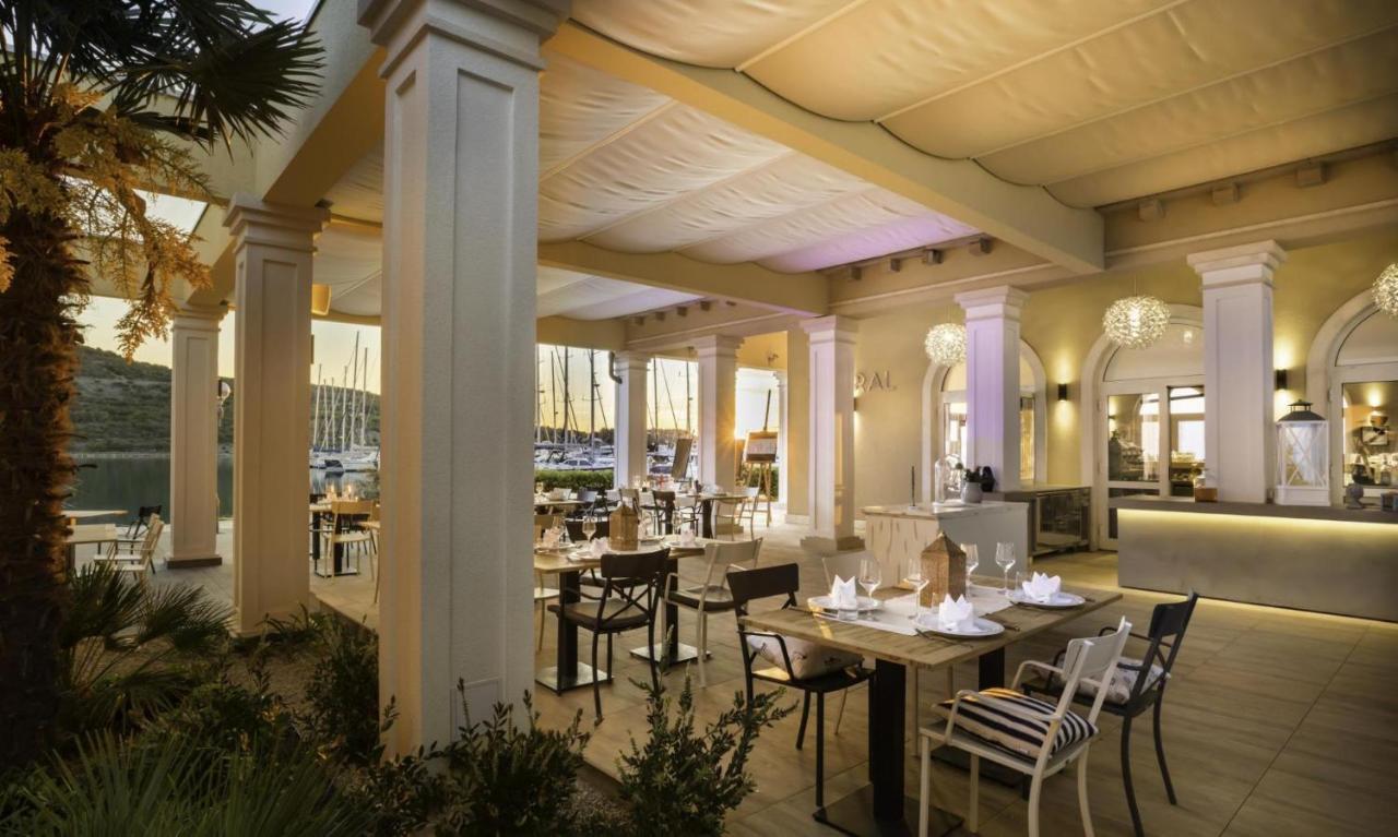 Apartment Aci Marina Cres Εξωτερικό φωτογραφία