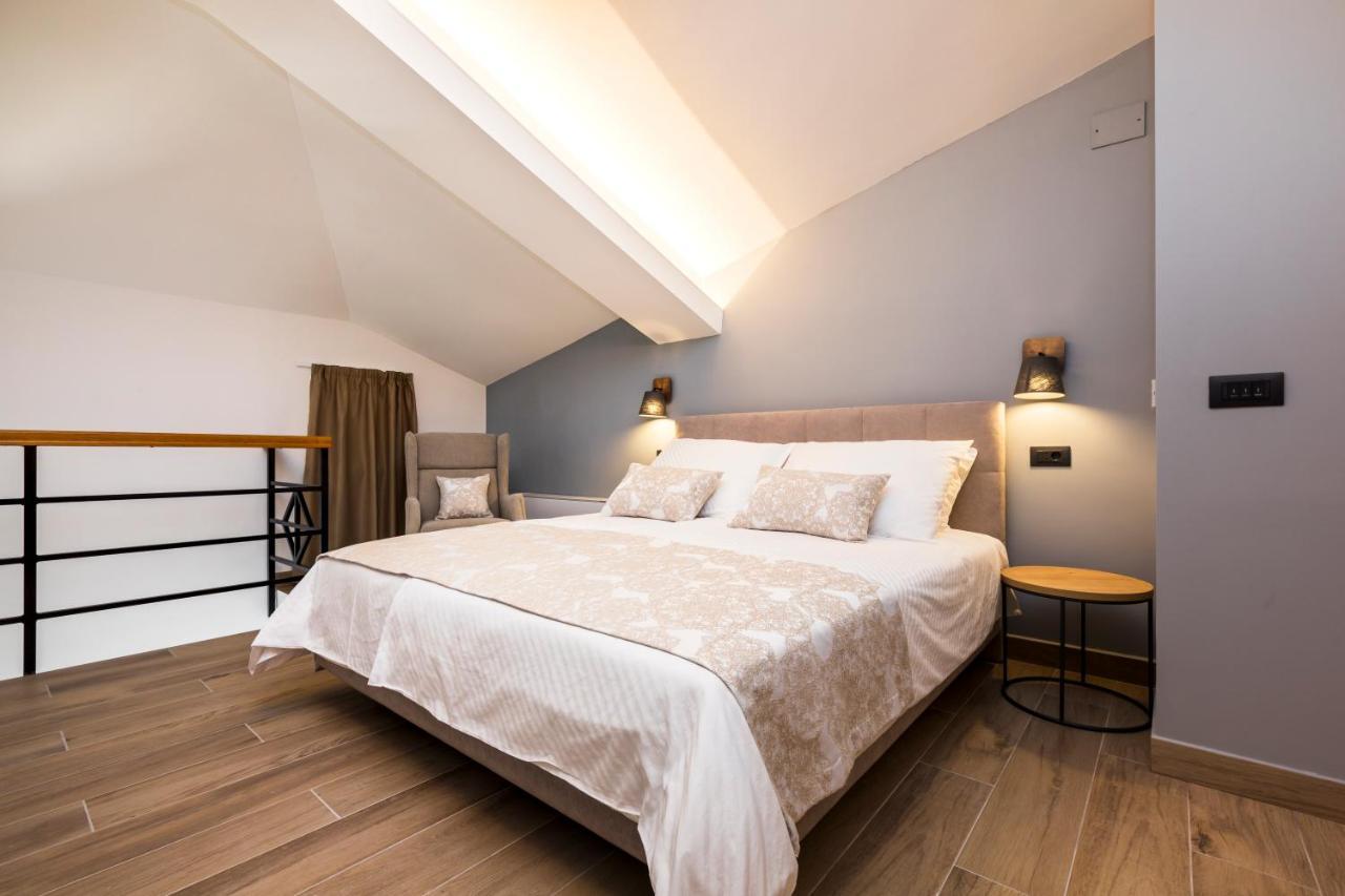 Apartment Aci Marina Cres Εξωτερικό φωτογραφία